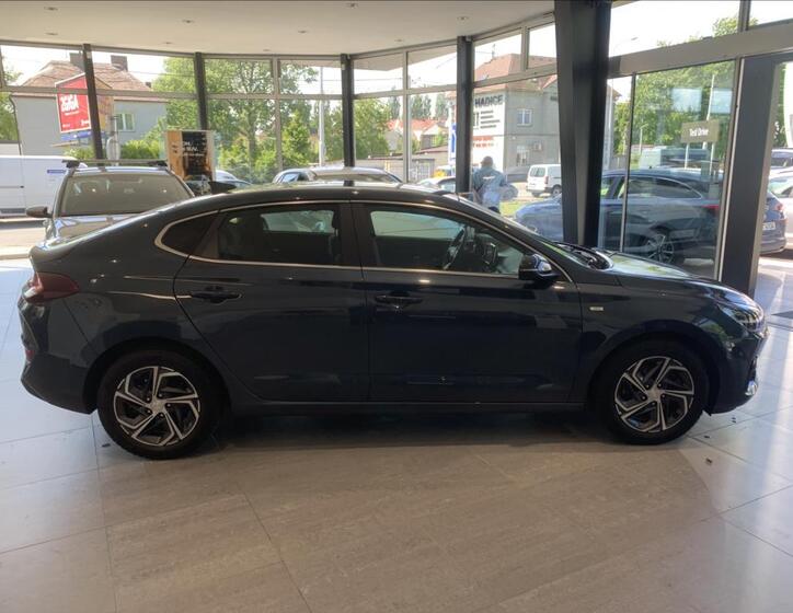 Hyundai i30 4