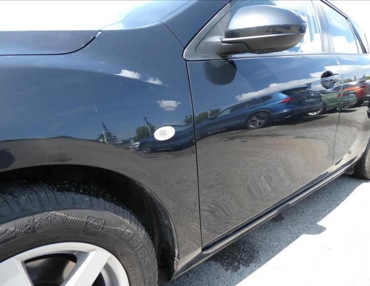 Mazda 3 16
