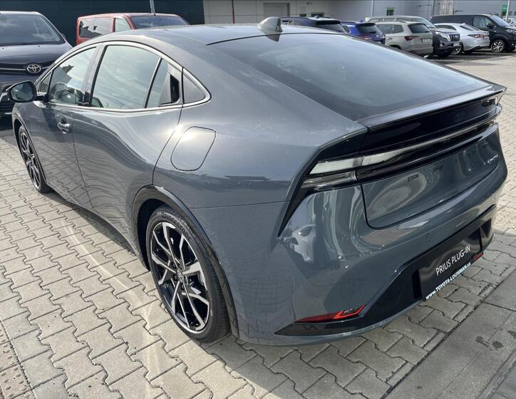 Toyota Prius 3