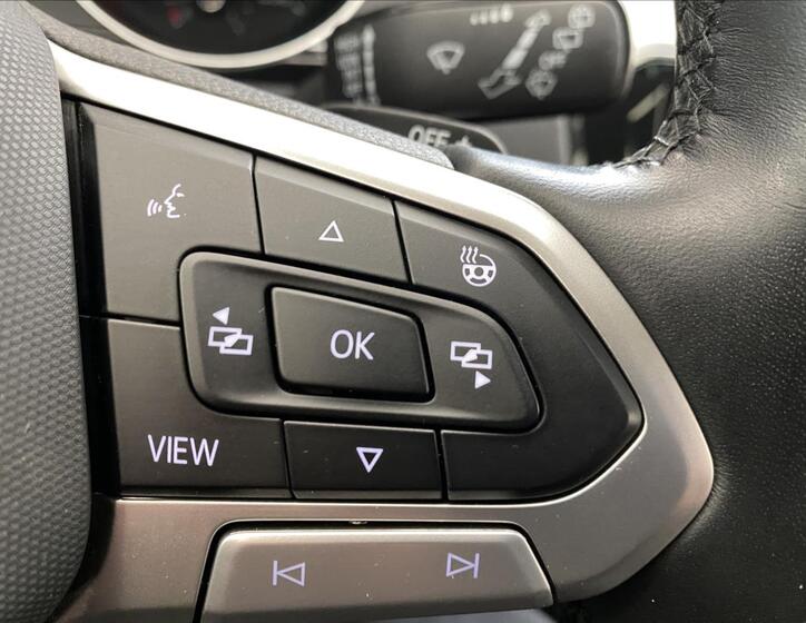 Volkswagen Passat 13