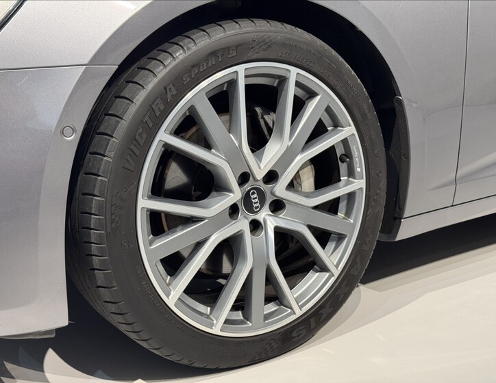 Audi A6 7