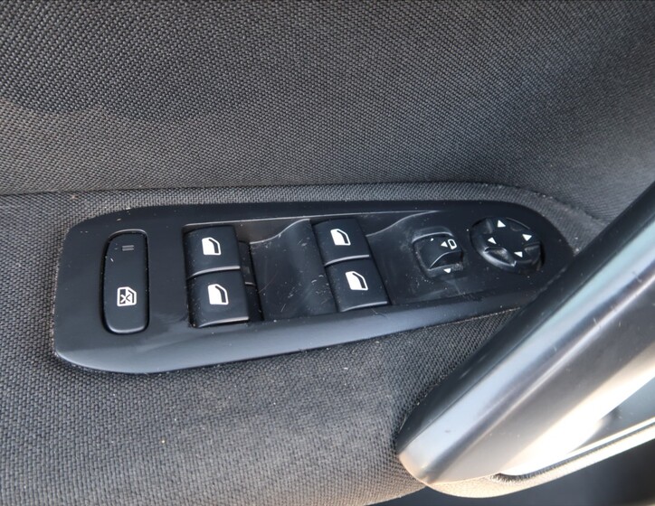 Peugeot 308 14
