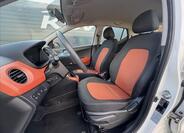 Hyundai i10 13
