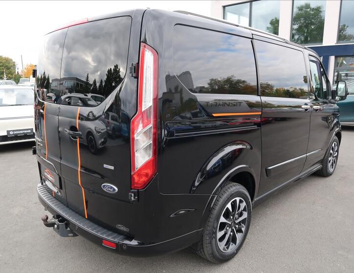Ford Transit Custom 3