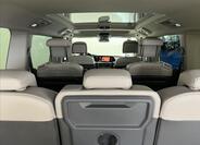 Volkswagen Multivan 32