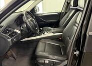 BMW X5 8