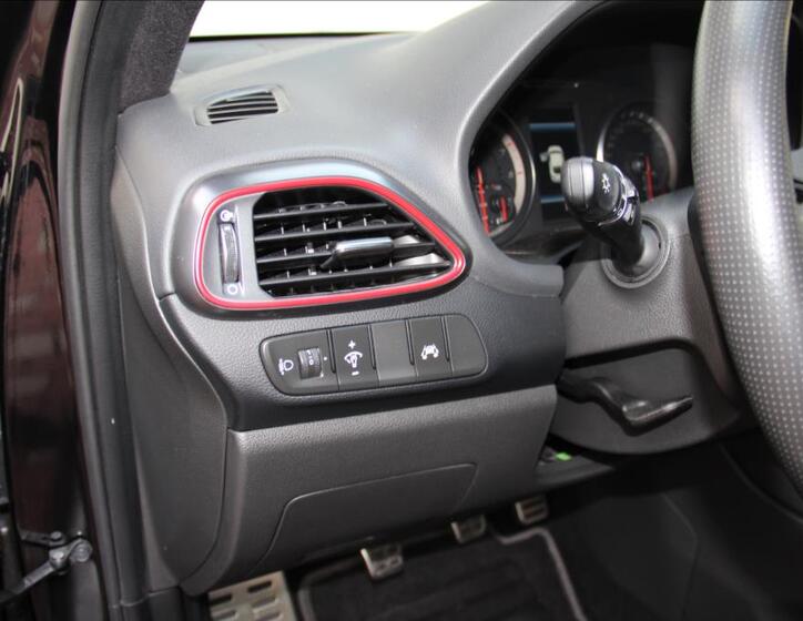 Hyundai i30 29