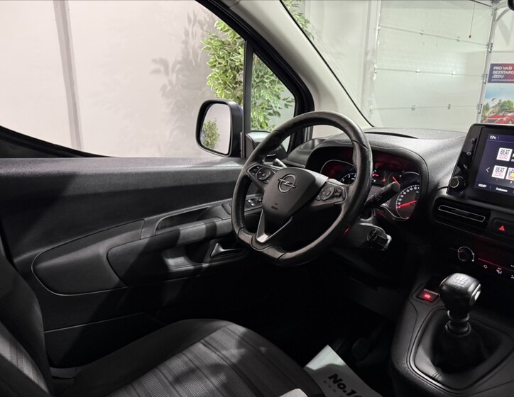 Opel Combo 16
