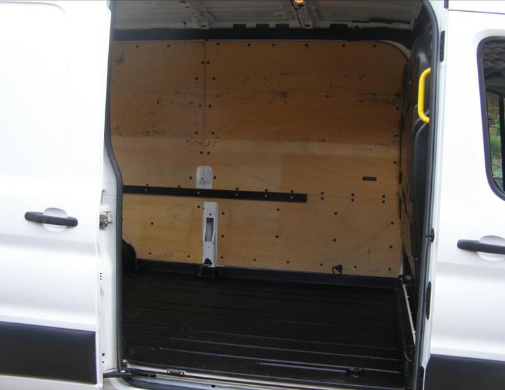 Ford Transit 11