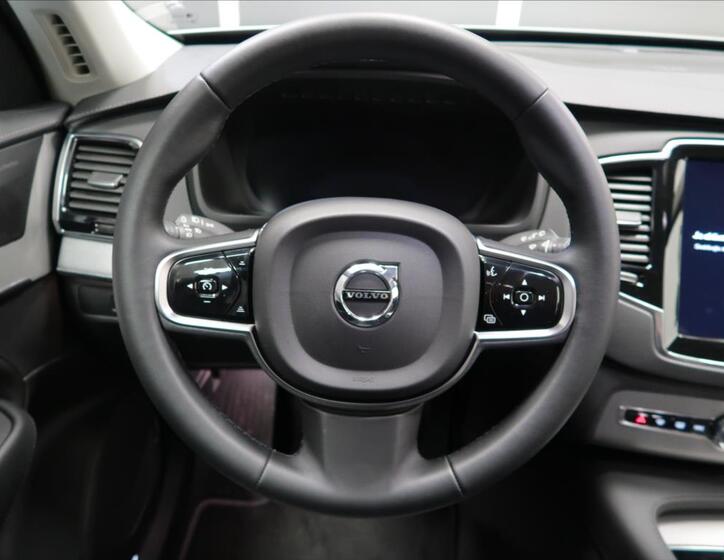 Volvo XC90 15