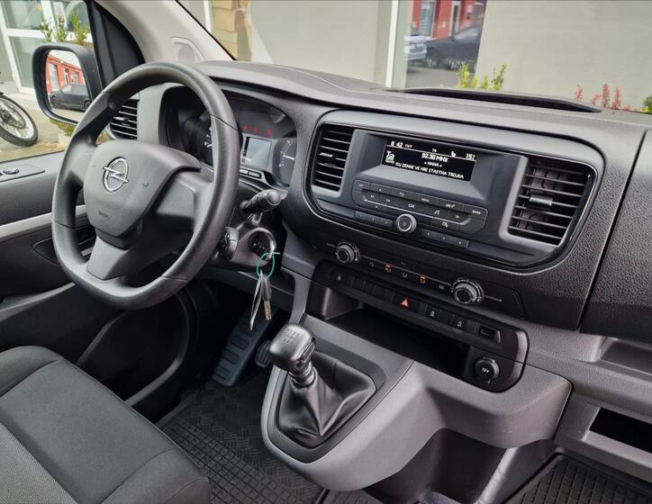 Opel Vivaro 35