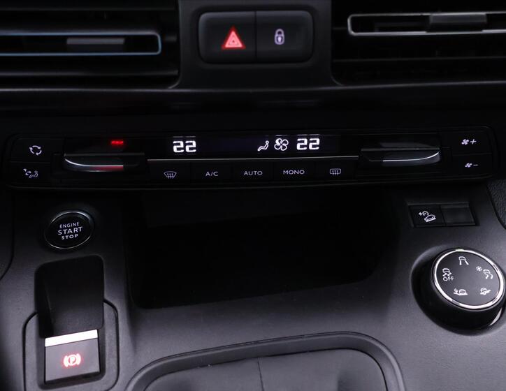 Peugeot Rifter 27