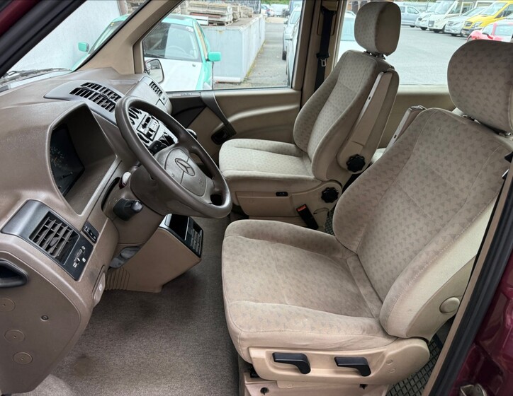 Mercedes-Benz Vito 11
