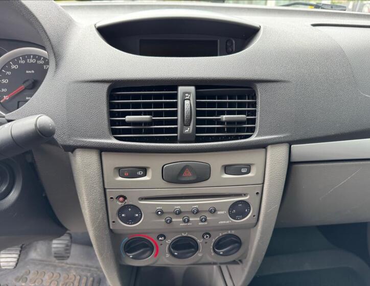 Renault Thalia 15