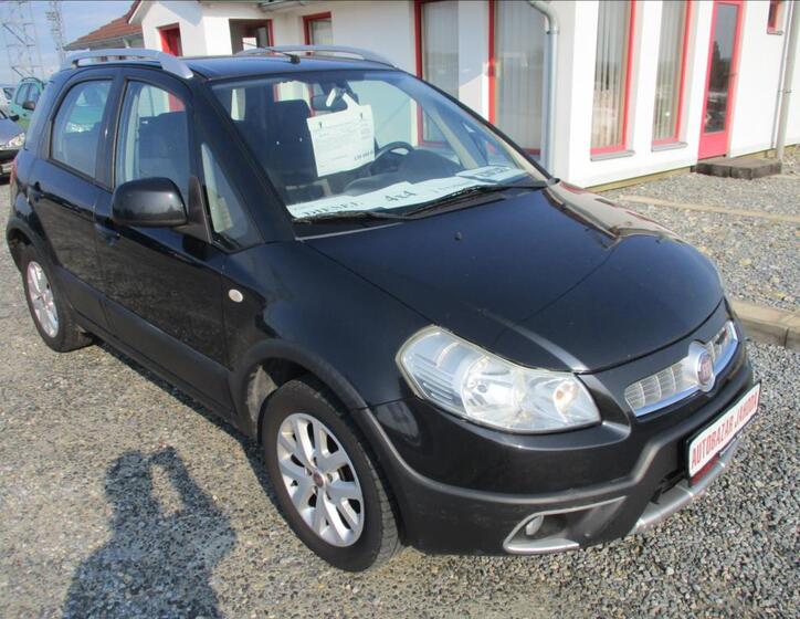 Fiat Sedici 1
