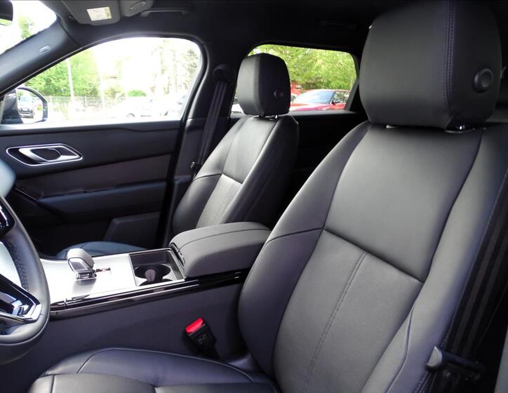 Land Rover Range Rover Velar 10