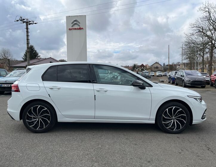 Volkswagen Golf 19