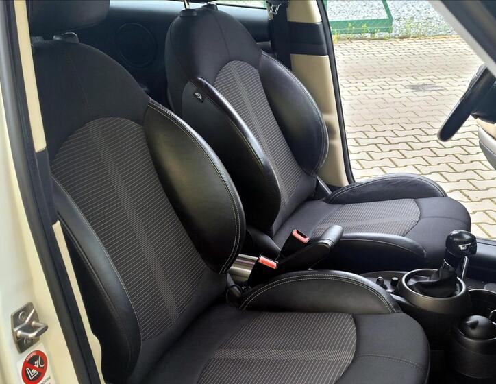 Mini Countryman 22