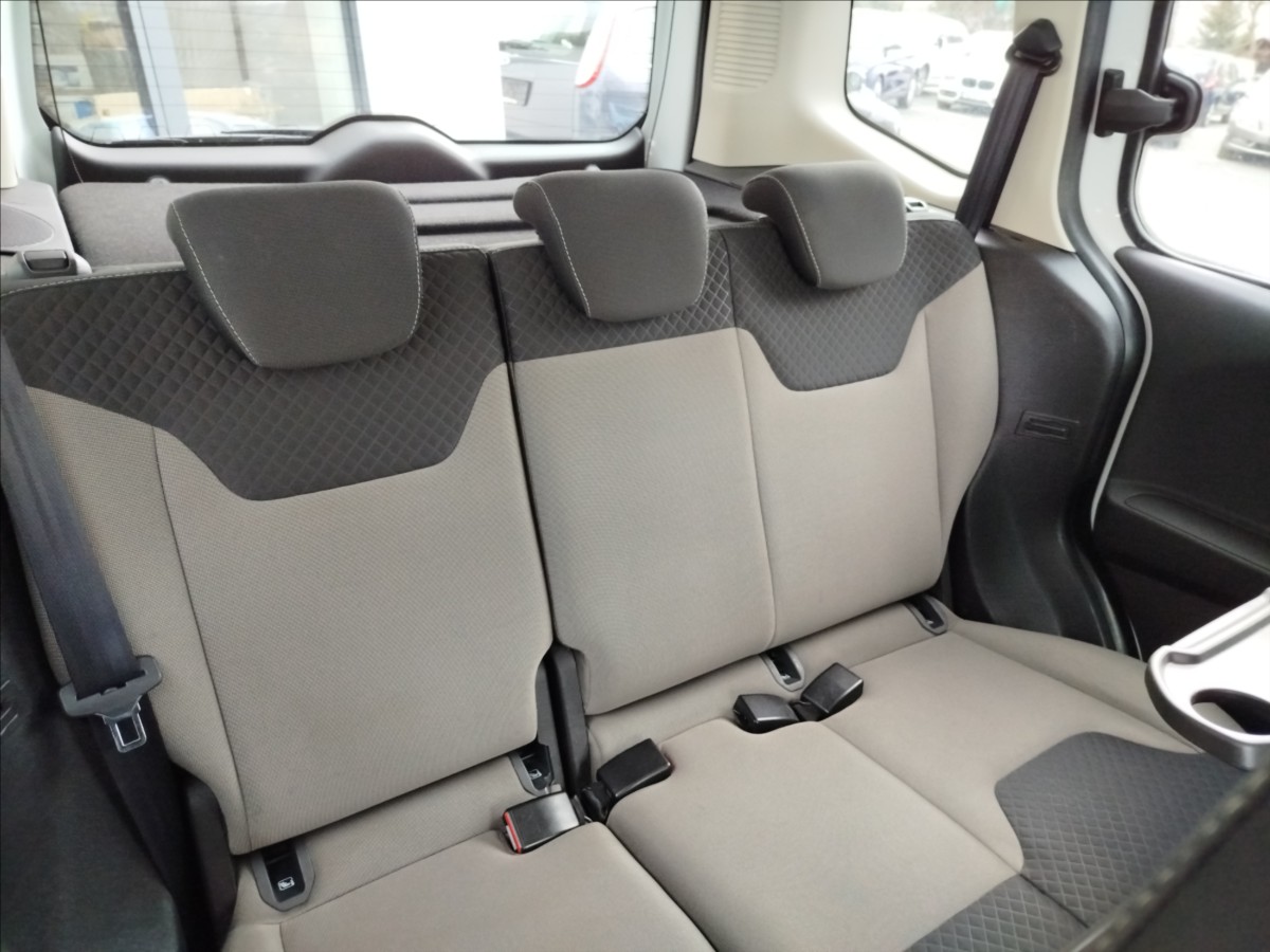 Ford Tourneo Courier