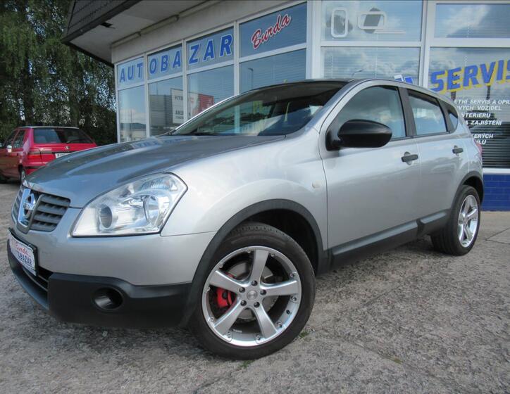 Nissan Qashqai 1