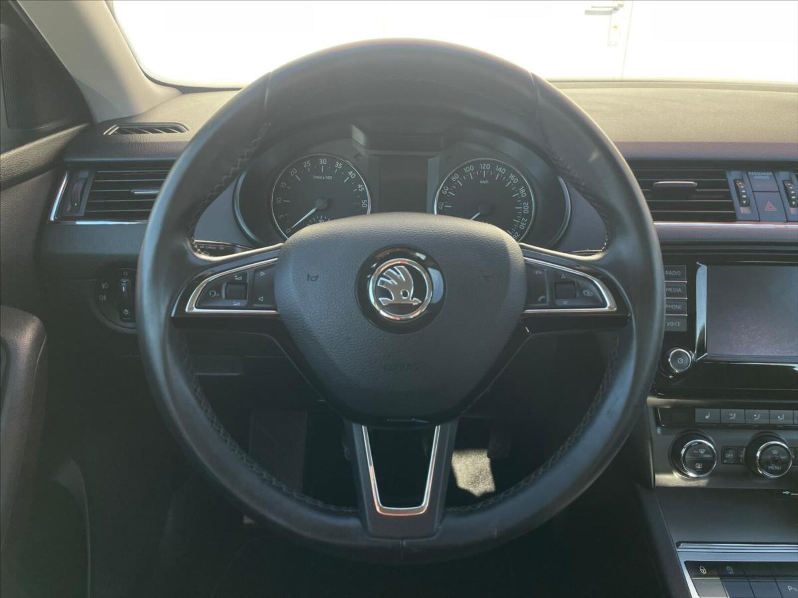 Škoda Octavia 13