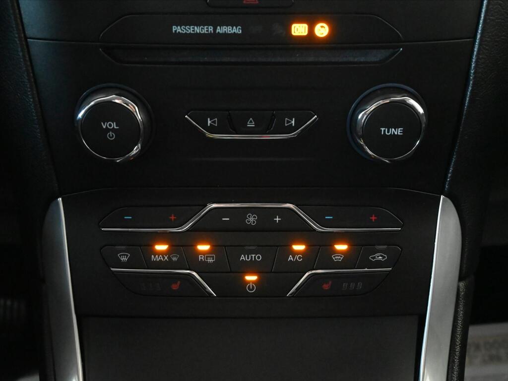 Ford S-MAX 21