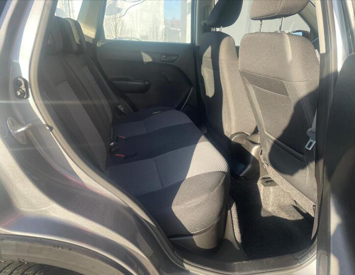 Suzuki Vitara 8