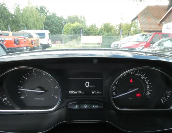 Peugeot 2008 32