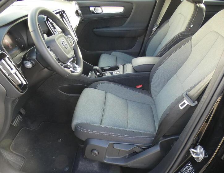 Volvo XC40 19