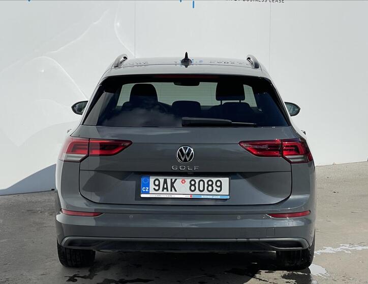 Volkswagen Golf 22