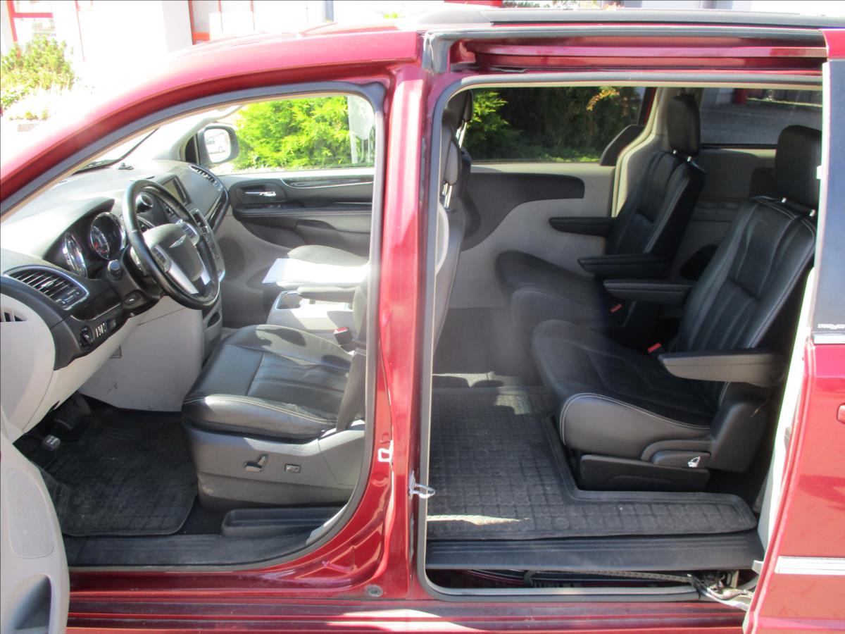 Chrysler Town & Country
