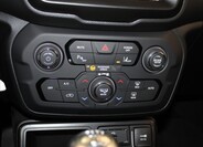 Jeep Renegade 13