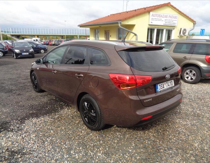 KIA Ceed 5