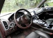 Porsche Cayenne 12