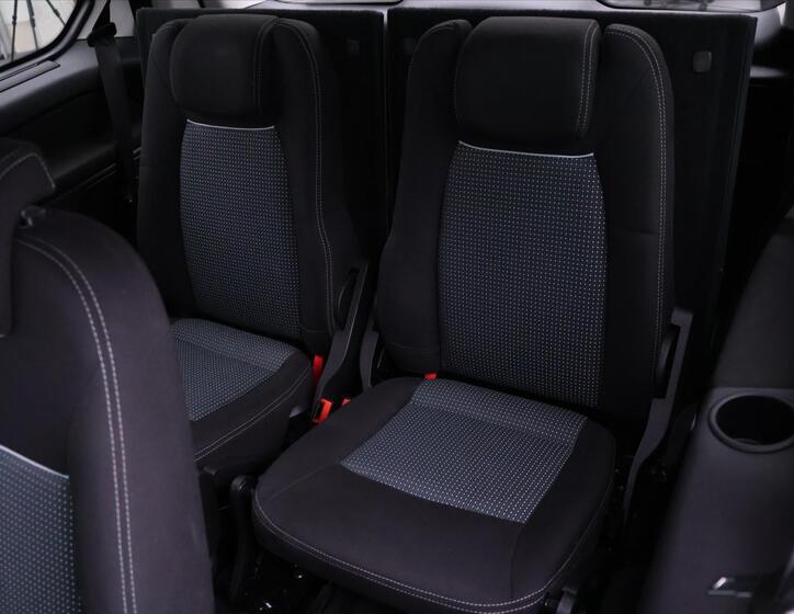 Ford Galaxy 15