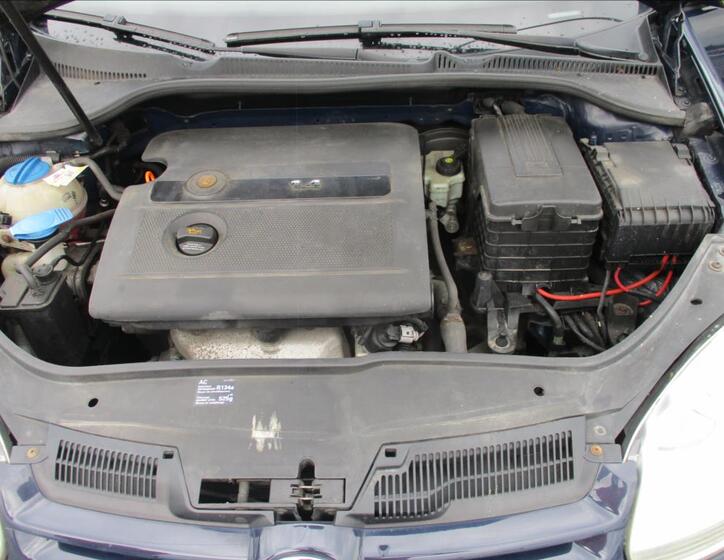 Volkswagen Golf 15