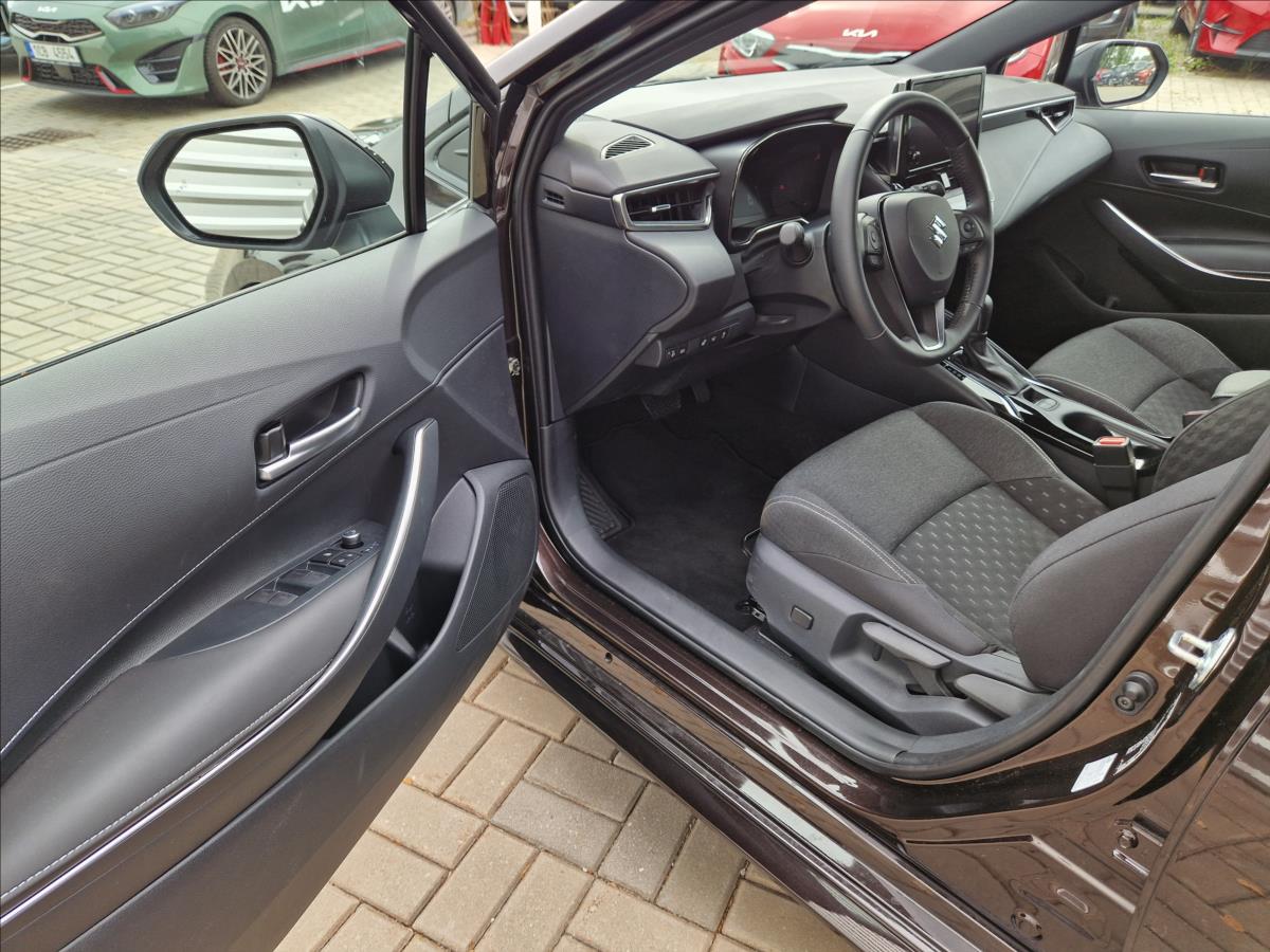 Suzuki Swace