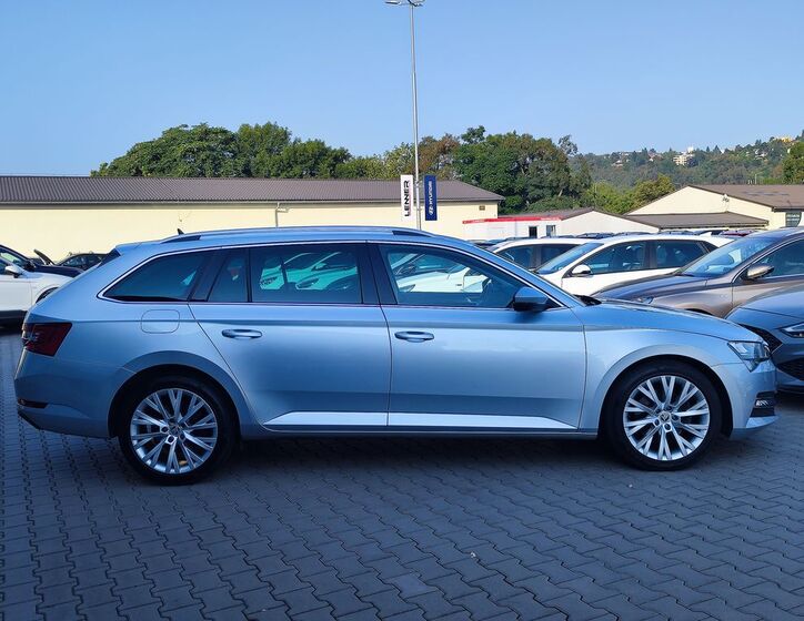 Škoda Superb 4