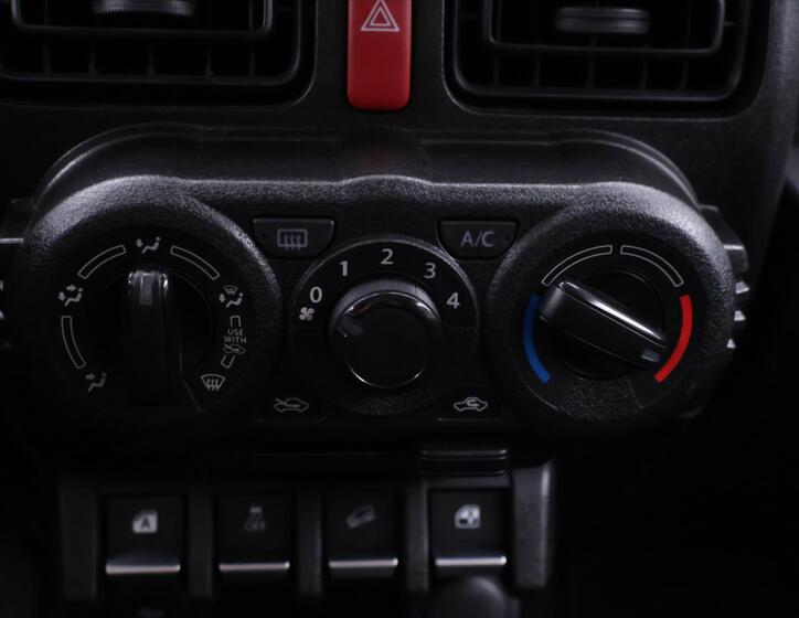 Suzuki Jimny 22