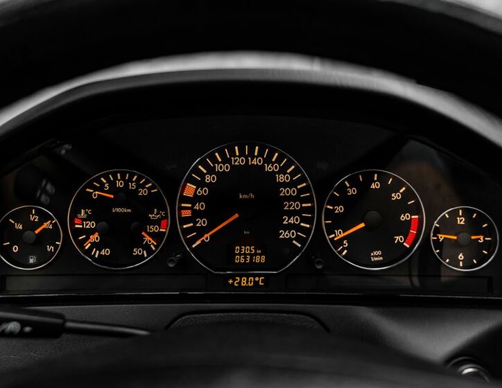 Mercedes-Benz SL 9