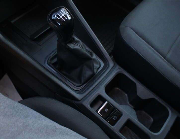 Volkswagen Caddy 13