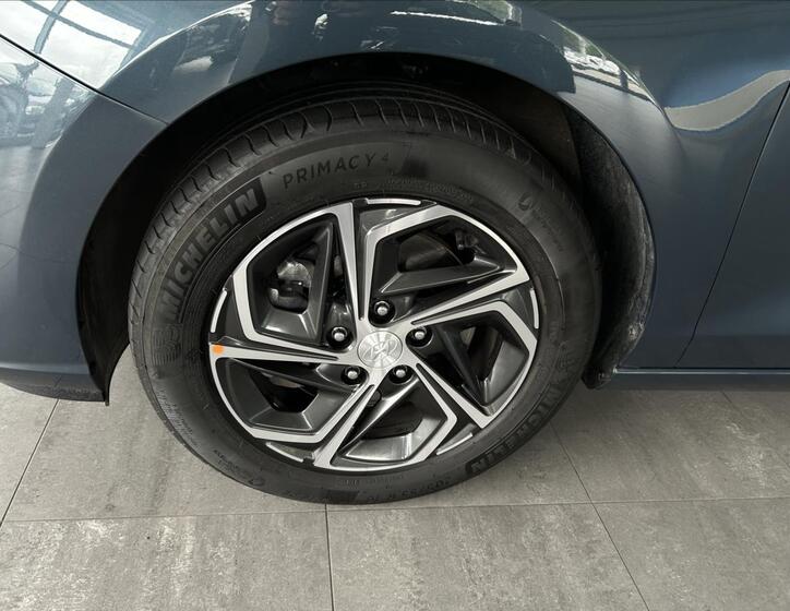 Hyundai i30 27