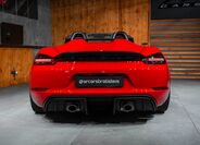 Porsche 718 35