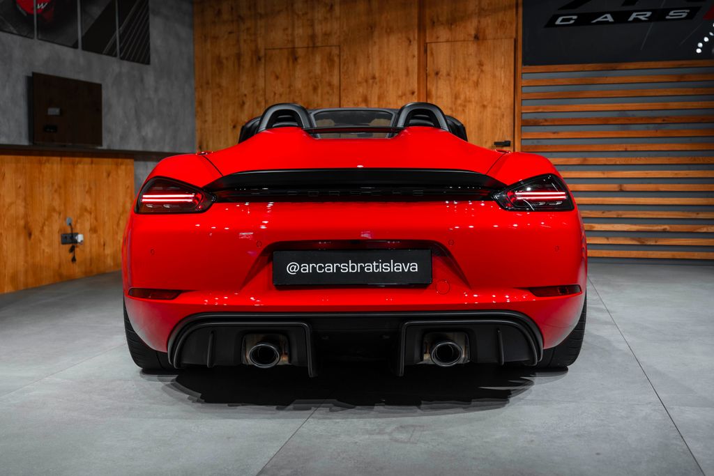 Porsche 718