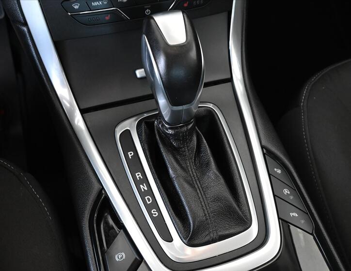 Ford Galaxy 22