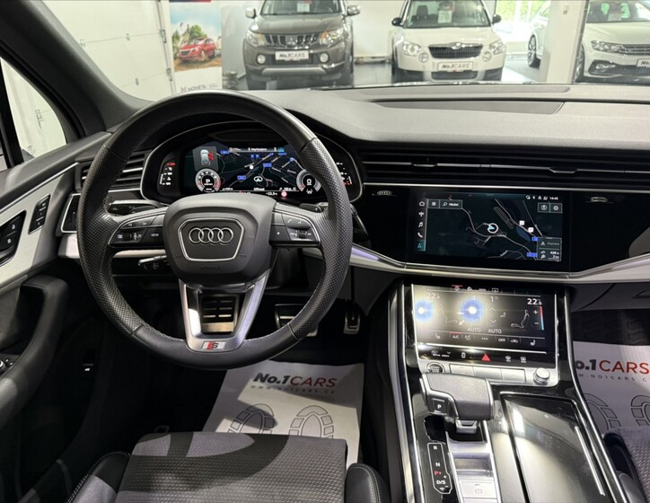 Audi Q7 20