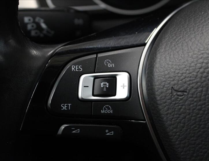 Volkswagen Passat 18