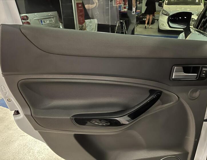 Ford Kuga 23