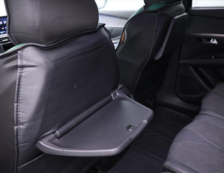 Peugeot 5008 33