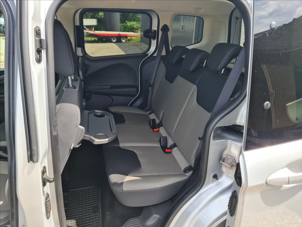 Ford Tourneo Courier